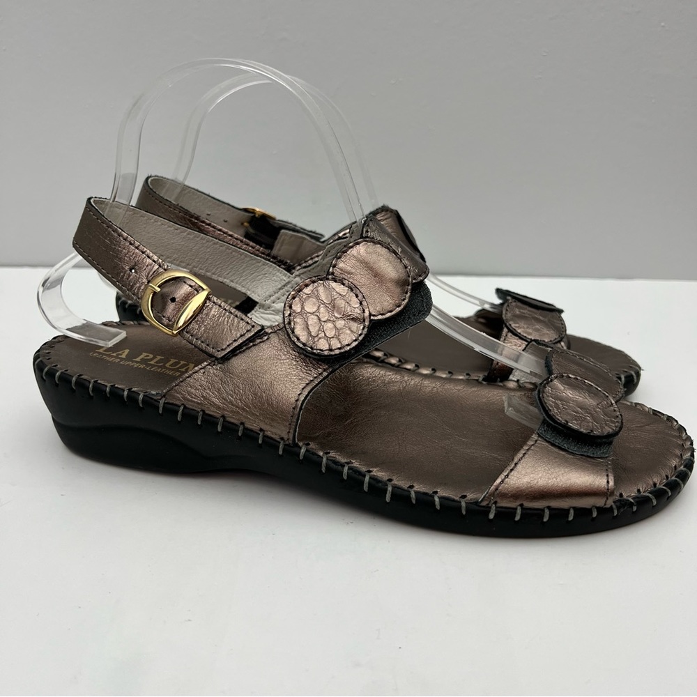 La Plume Bronze Metallic Sandals